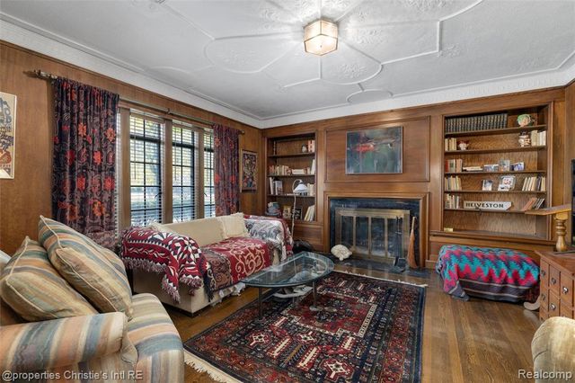 1686 Balmoral Drive, Detroit, MI 48203