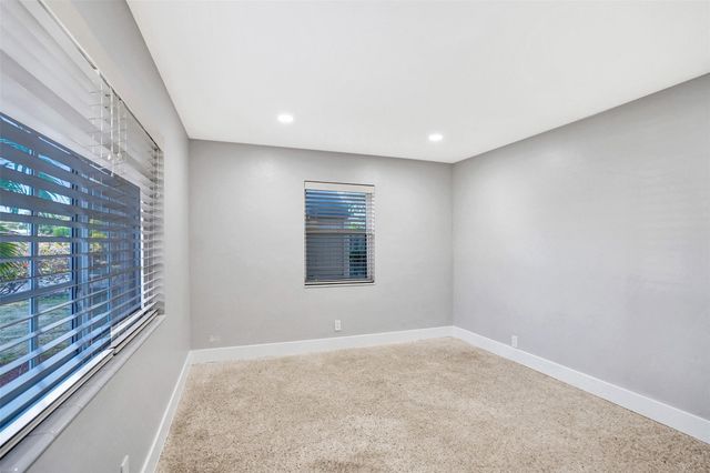 820 SE 4th Avenue, Delray Beach, FL 33483