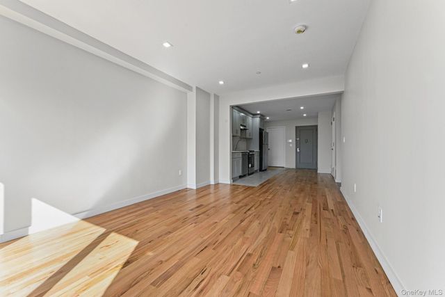 444 Graham Avenue 4L, Brooklyn, NY 11211