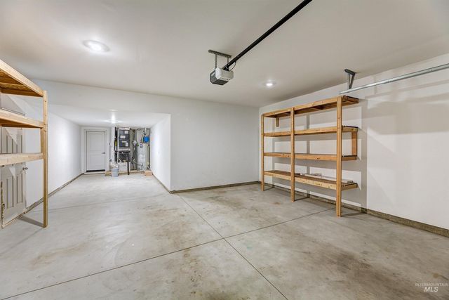 11257 Aspen Hill Dr, Caldwell, ID 83605