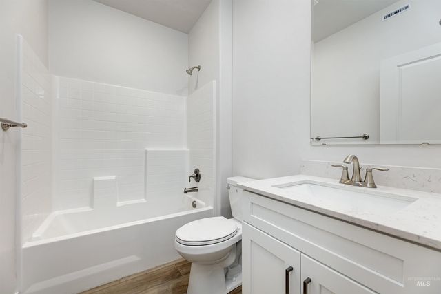 11257 Aspen Hill Dr, Caldwell, ID 83605