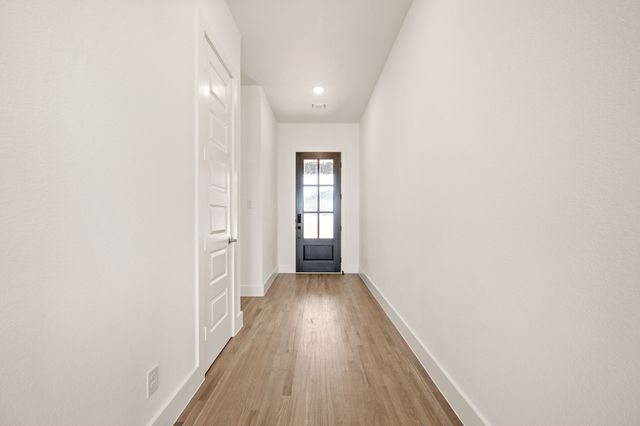 208 Basalt Lane, Reno, TX 76020