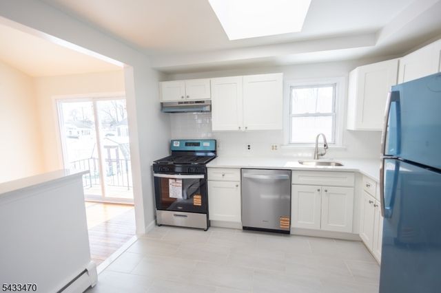 9 Bernath St, Carteret Boro, NJ 07008