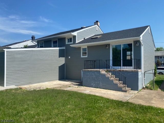 9 Bernath St, Carteret Boro, NJ 07008