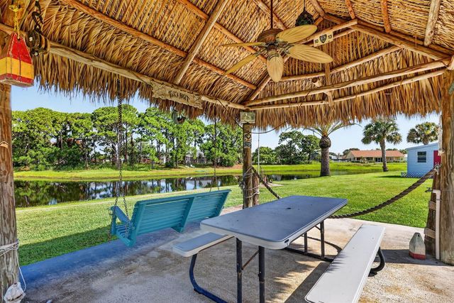 1802 SE Camden Street, Port St. Lucie, FL 34952