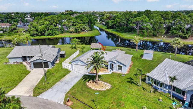 1802 SE Camden Street, Port St. Lucie, FL 34952