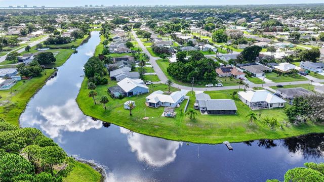 1802 SE Camden Street, Port St. Lucie, FL 34952
