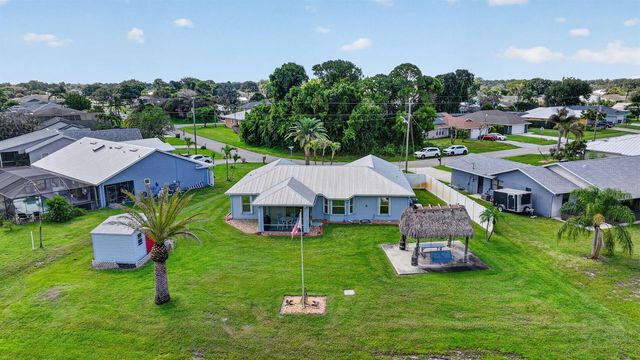 1802 SE Camden Street, Port St. Lucie, FL 34952