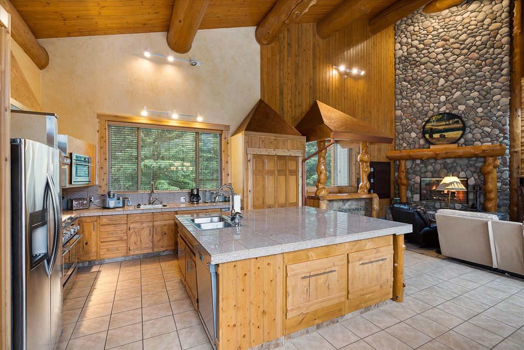 3700 Glen Lake Road, Eureka, MT 59917 photo 13