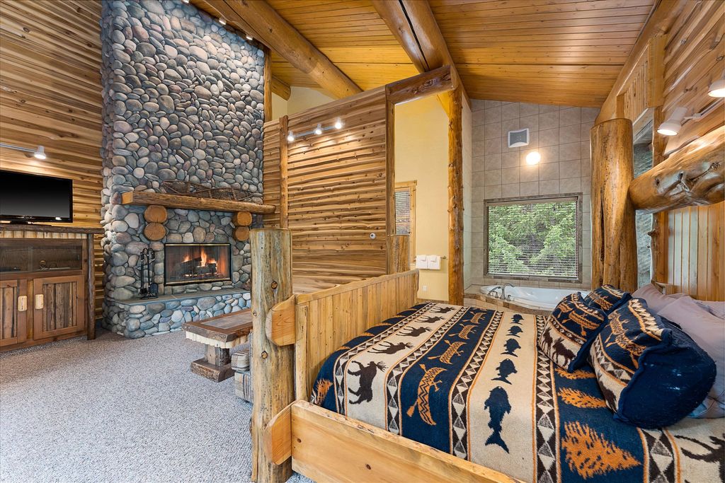 3700 Glen Lake Road, Eureka, MT 59917 photo 20