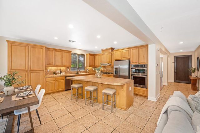 331 Nebbiolo Ct, El Dorado Hills, CA 95762