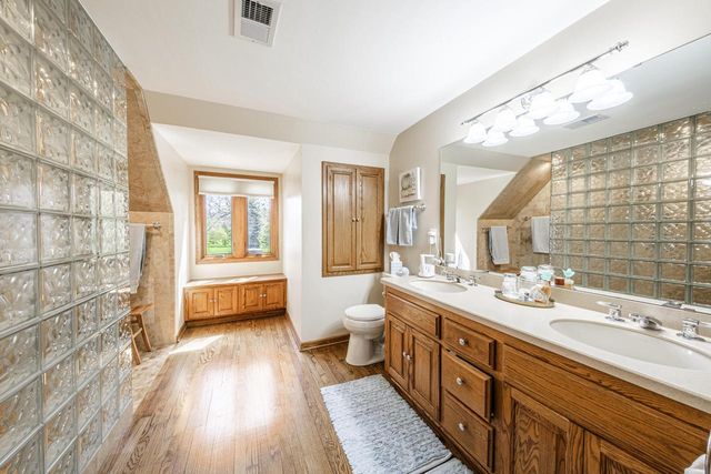 2545 N 131st STREET, Brookfield, WI 53005