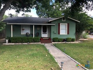 893 Pine Street, New Braunfels, TX 78130