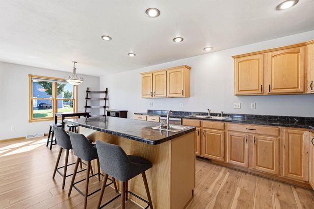 4816 N APPLE ROAD, Appleton, WI 54913