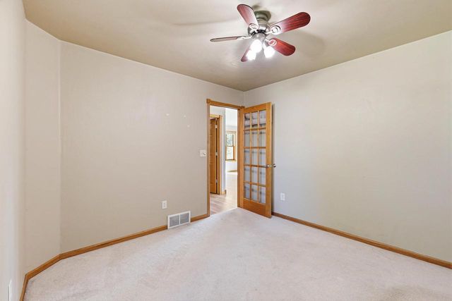 4816 N APPLE ROAD, Appleton, WI 54913