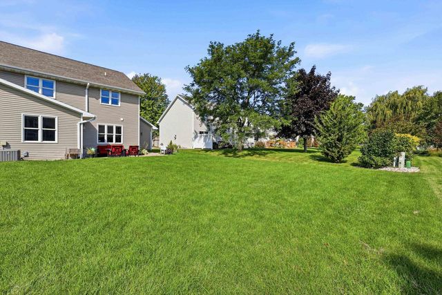 4816 N APPLE ROAD, Appleton, WI 54913
