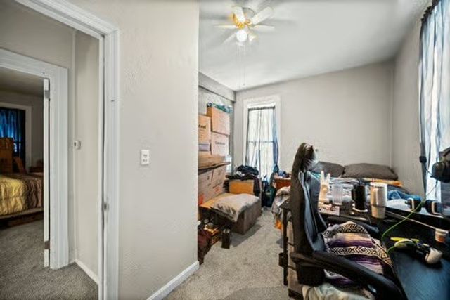 125 Center Ave, Burgettstown Boro, PA 15021