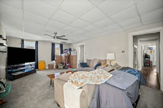 125 Center Ave, Burgettstown Boro, PA 15021