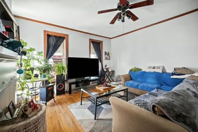 125 Center Ave, Burgettstown Boro, PA 15021