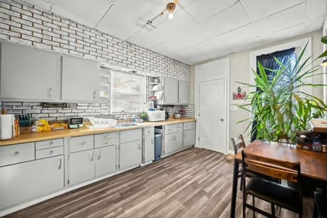 125 Center Ave, Burgettstown Boro, PA 15021