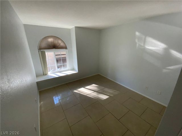 3145 East FLAMINGO Road 2036, Las Vegas, NV 89121