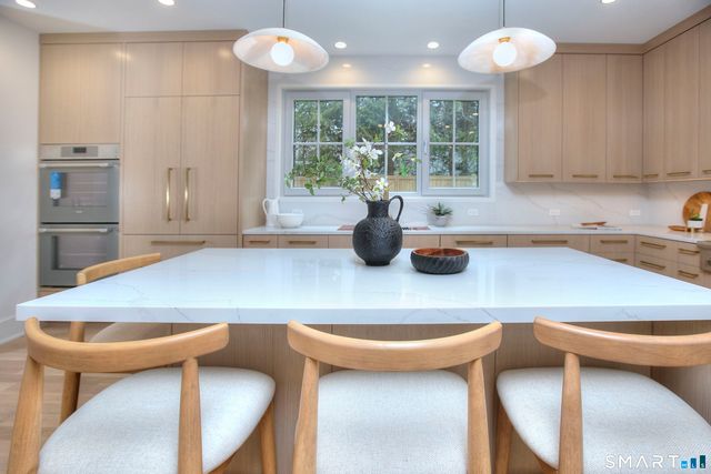 19 East Horseshoe Lane, Westport, CT 06880