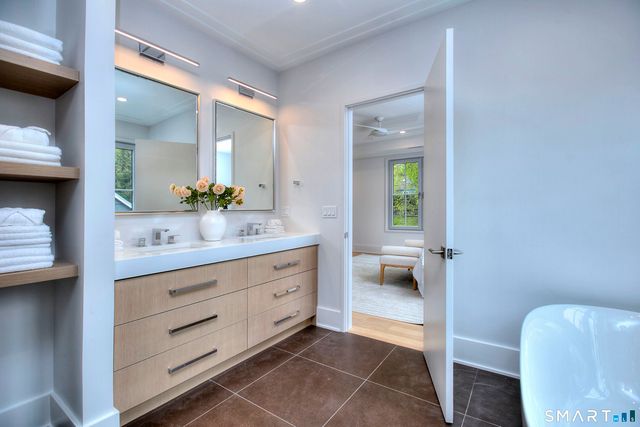 19 East Horseshoe Lane, Westport, CT 06880