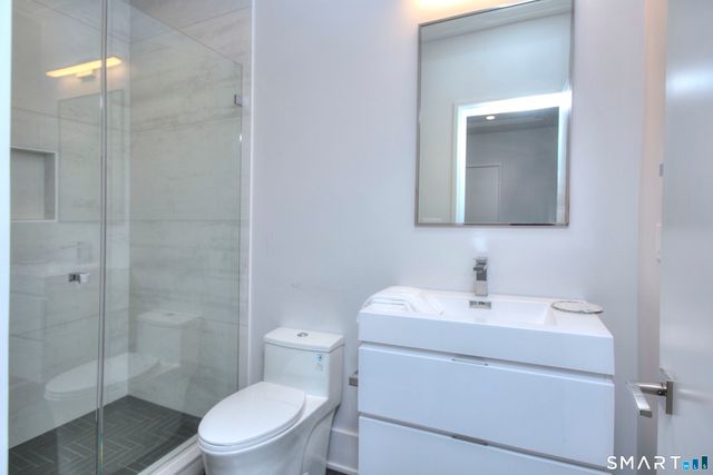 19 East Horseshoe Lane, Westport, CT 06880