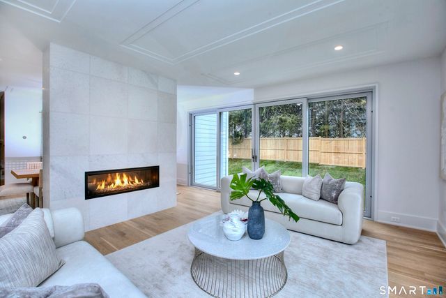 19 East Horseshoe Lane, Westport, CT 06880