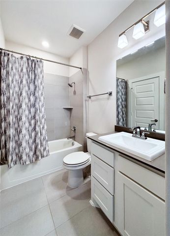 1211 Ryann Rose Creek Lane, Katy, TX 77494