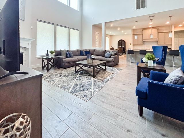 1211 Ryann Rose Creek Lane, Katy, TX 77494