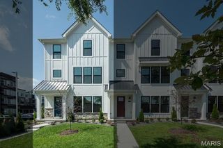 8835 Eager Road, Richmond Heights, MO 63144