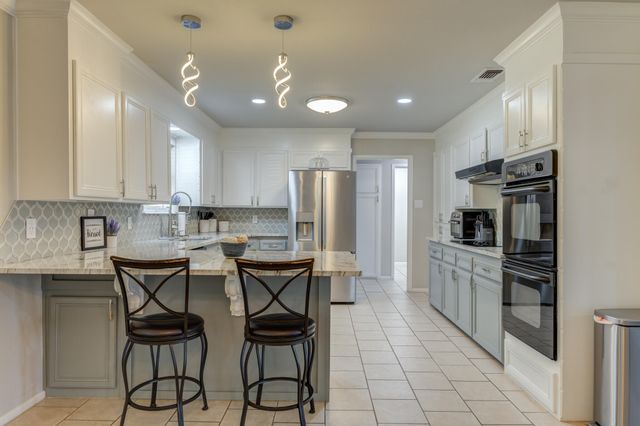 822 7th Street, Wolfforth, TX 79382