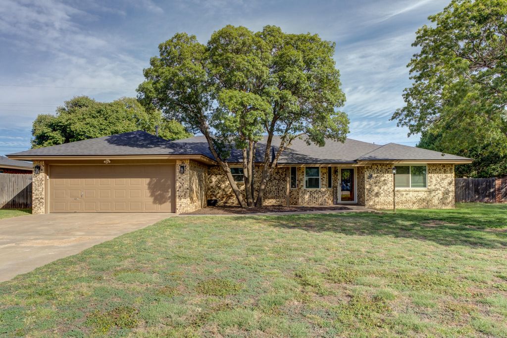 822 7th Street, Wolfforth, TX 79382