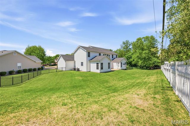 729 Sterling Terrace Court, St Charles, MO 63301