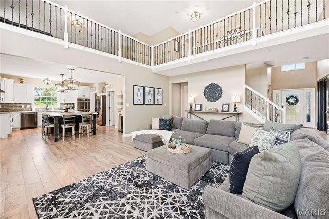 729 Sterling Terrace Court, St Charles, MO 63301