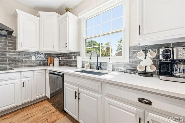 729 Sterling Terrace Court, St Charles, MO 63301