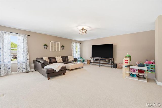 729 Sterling Terrace Court, St Charles, MO 63301