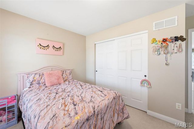 729 Sterling Terrace Court, St Charles, MO 63301