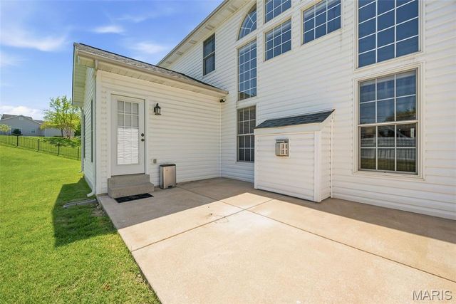 729 Sterling Terrace Court, St Charles, MO 63301