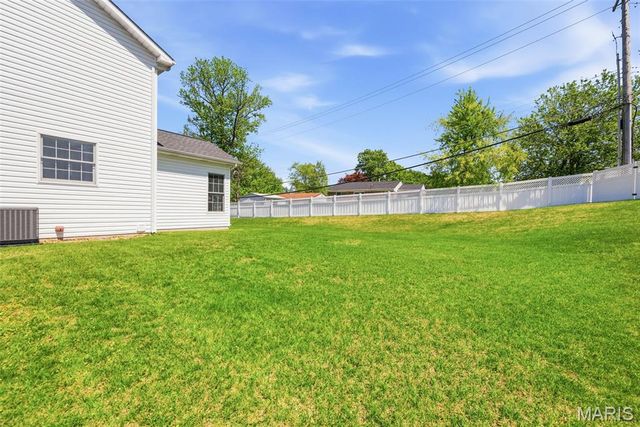 729 Sterling Terrace Court, St Charles, MO 63301