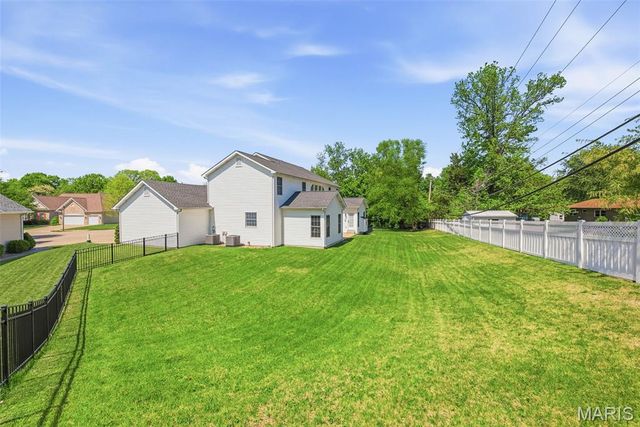 729 Sterling Terrace Court, St Charles, MO 63301