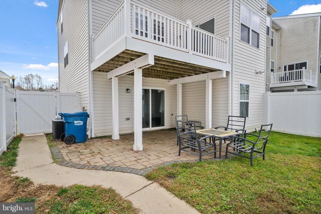 592 BURR OAK CT, Prince Frederick, MD 20678