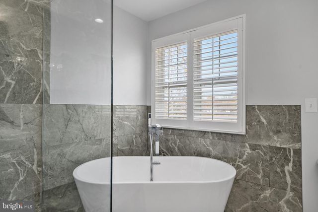 592 BURR OAK CT, Prince Frederick, MD 20678