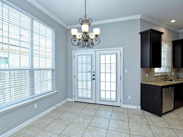 217 Geode LN, Jarrell, TX 76537