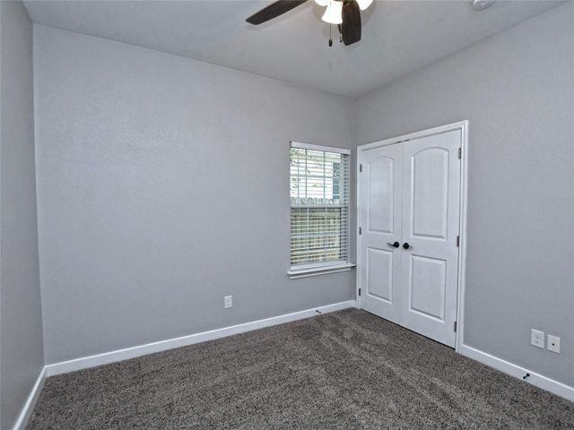 217 Geode LN, Jarrell, TX 76537