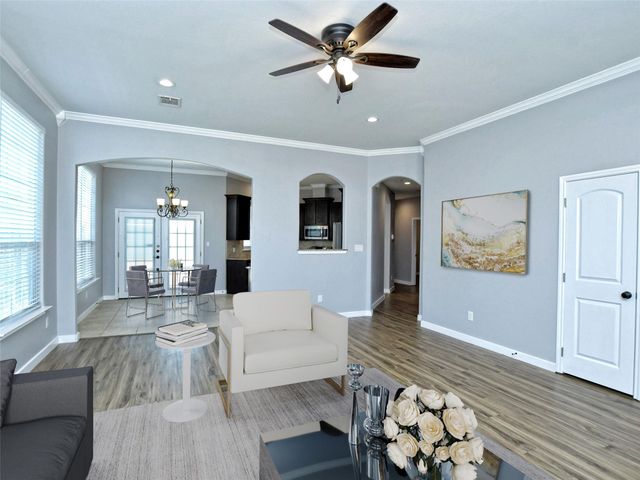 217 Geode LN, Jarrell, TX 76537