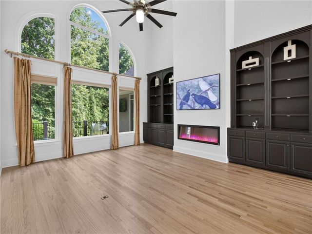 208 Morning Mist Way, Woodstock, GA 30189