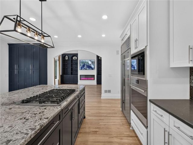 208 Morning Mist Way, Woodstock, GA 30189