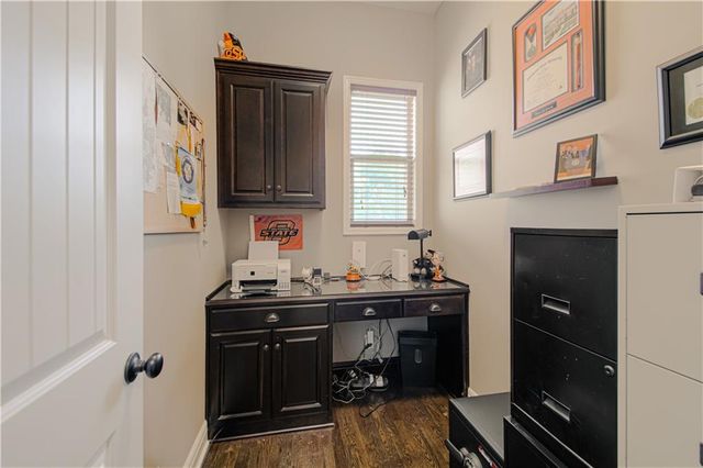 15553 W 163rd Terrace, Olathe, KS 66062